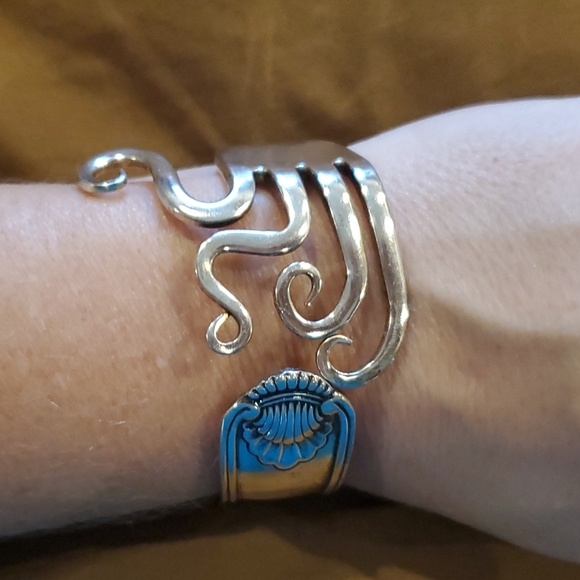 Jewelry - Bracelet  - HANDCRAFTED, Metal " fork". ESTATE PIECE - VINTAGE FINAL PRICE
